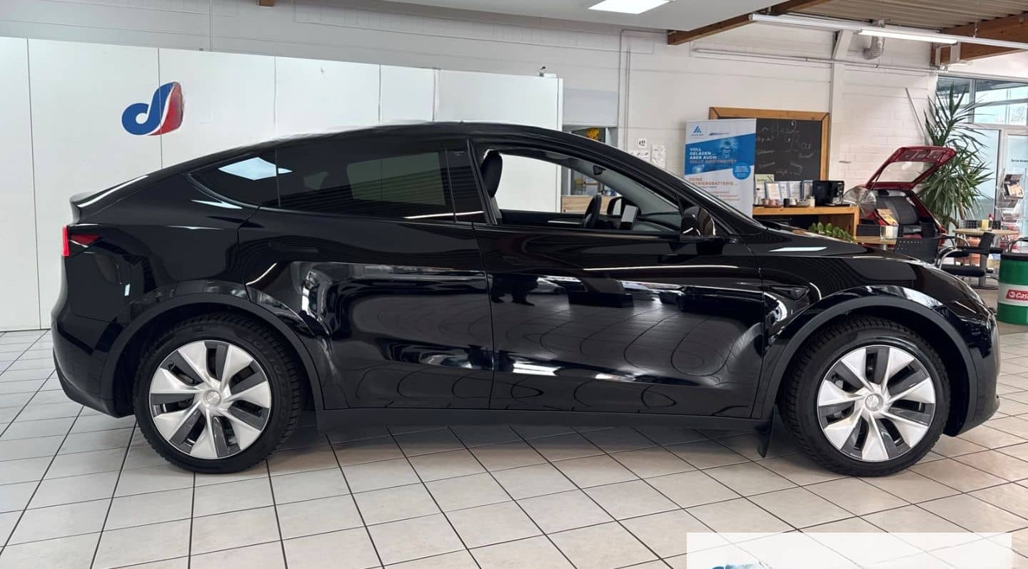 Tesla Model Y RWD Panorama Navi Soundsystem LED ACC WL foto 6