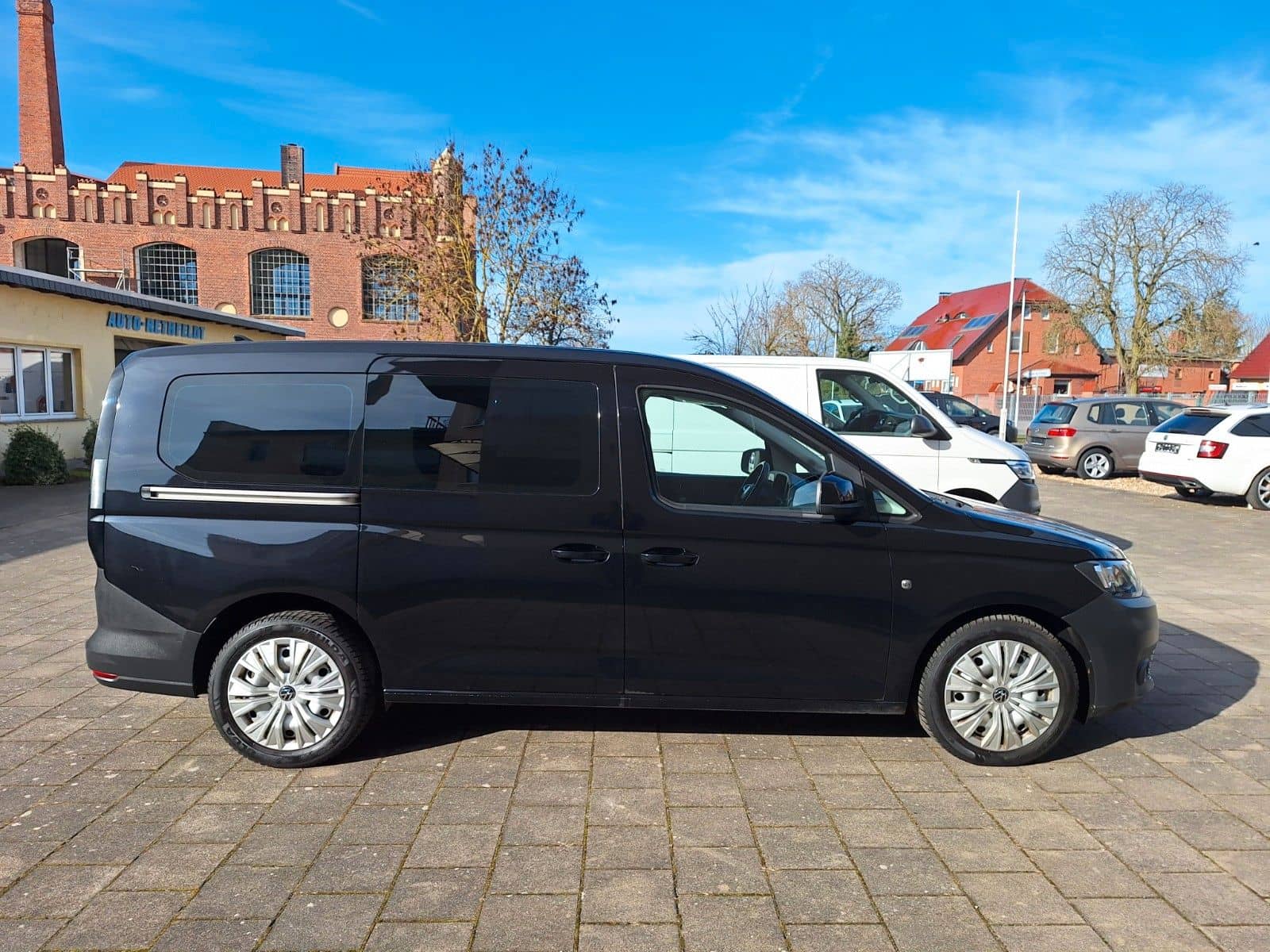 Volkswagen Caddy Maxi *DSG+7.Sitze+Navi+Klimaautom+AHK+GRA* foto 4