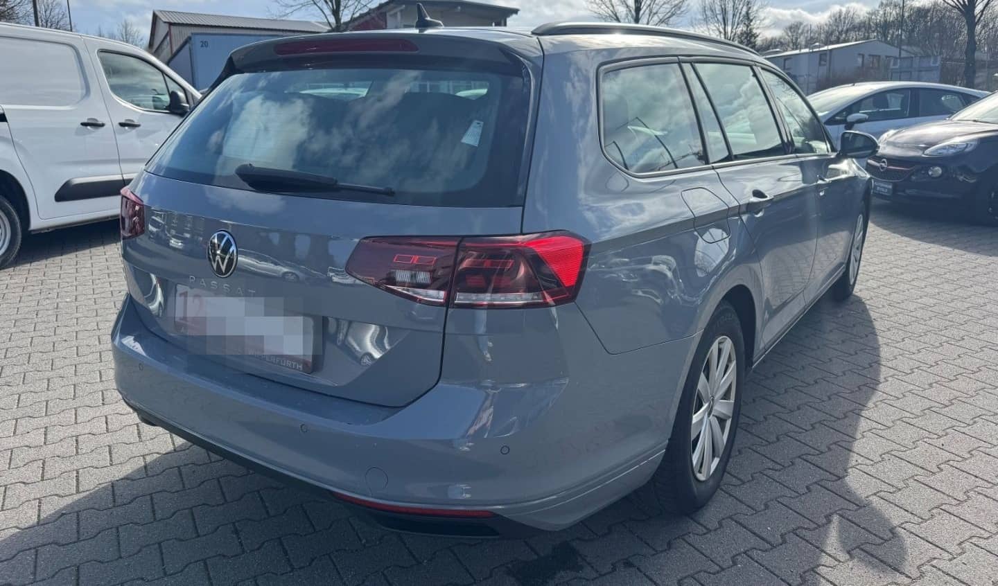 Volkswagen Passat Variant Conceptline StandHZG Navi LED App foto 6