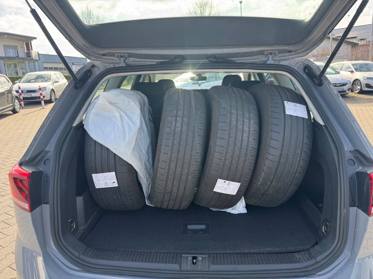 Volkswagen Passat Variant Conceptline StandHZG Navi LED App foto 10