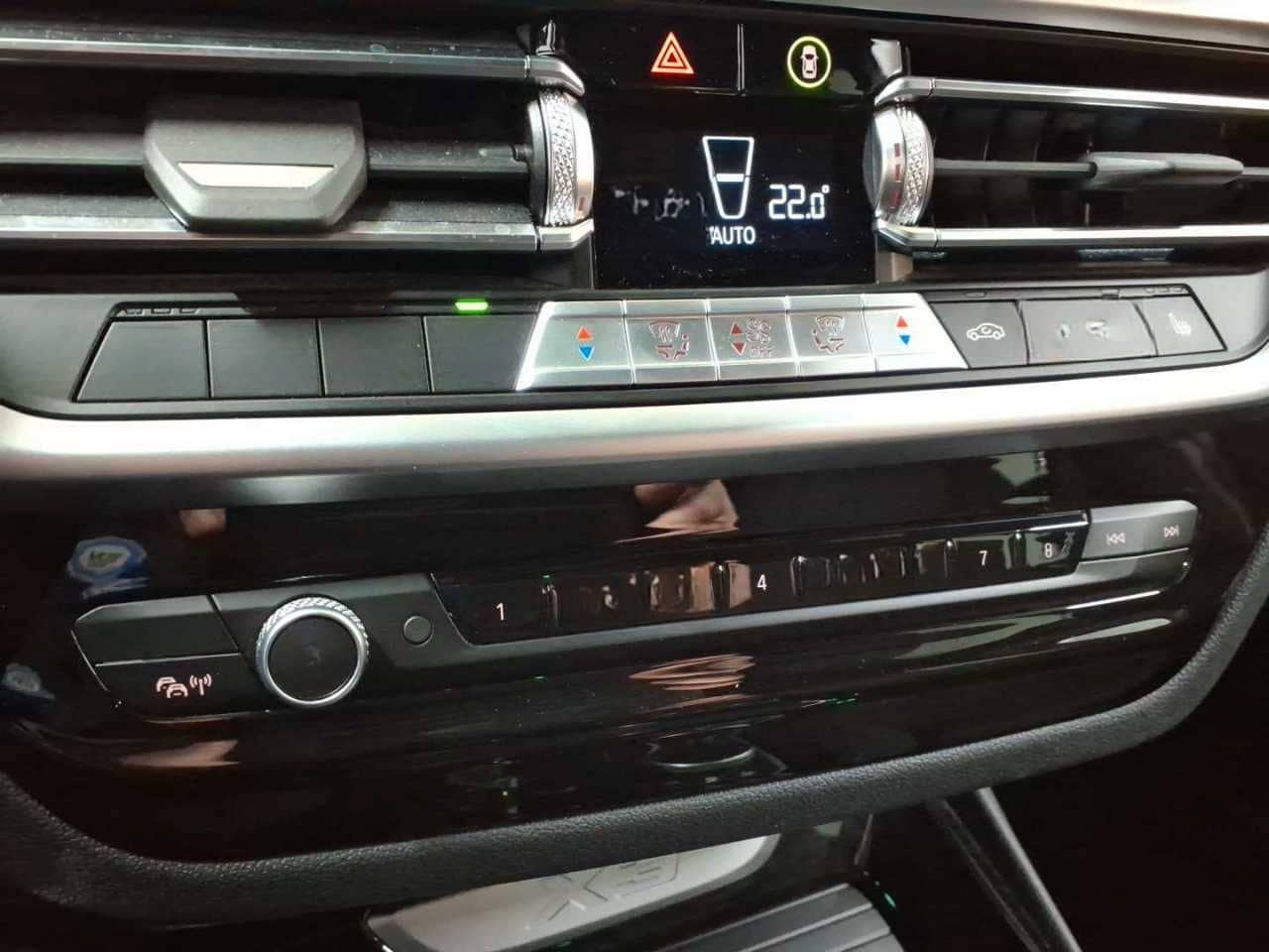 BMW X3 xDrive30e Aut. M Sport AHK HuD Navi  foto 15