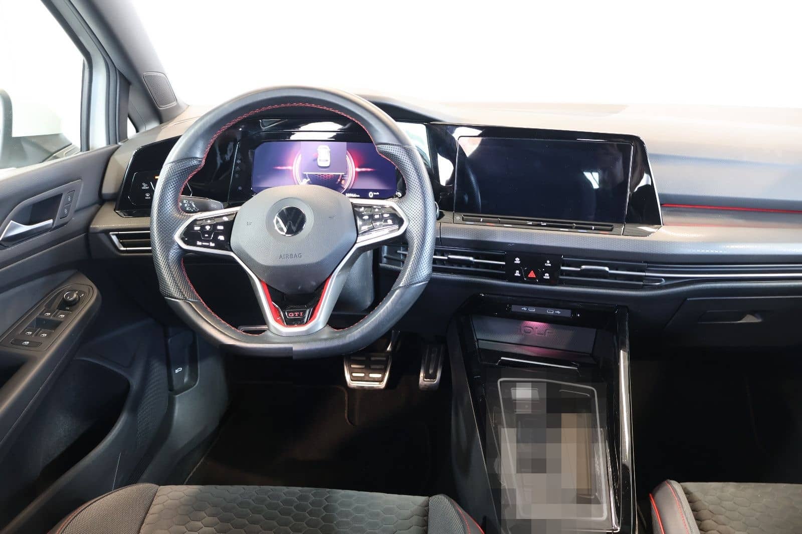 Volkswagen Golf VIII GTI Clubsport 2.0 TSI AID+ACC+LED+18" foto 8