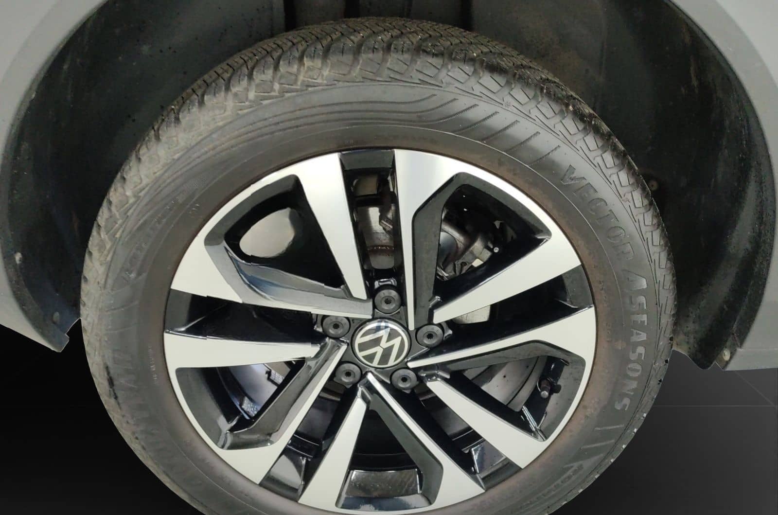 Volkswagen T-Roc 1.5 TSI UNITED NAVI PRIVACY VIRTUAL LM17 foto 7