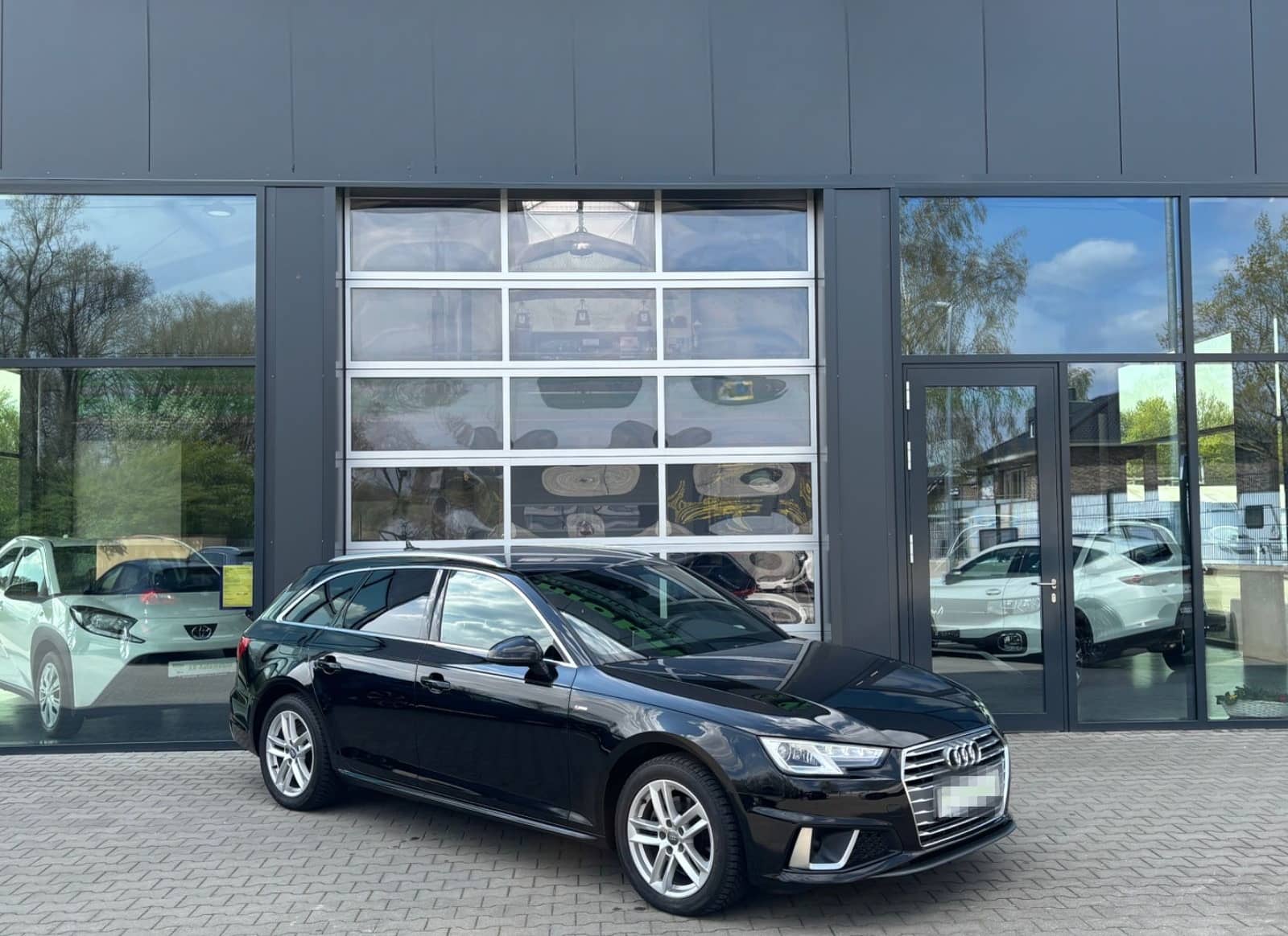 Audi A4 Avant 40 TFSI sport foto 1