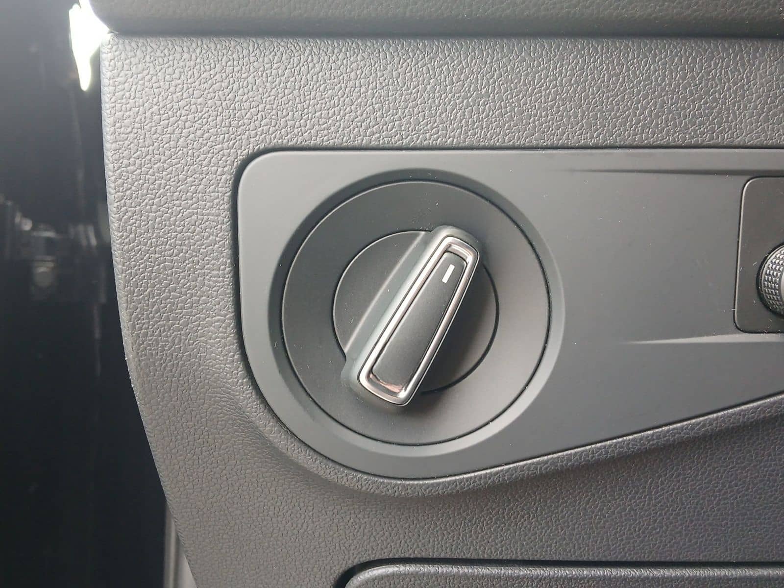 Volkswagen Tiguan Allspace TSI R-Line DSG 4M Matrix AHK Nav foto 20