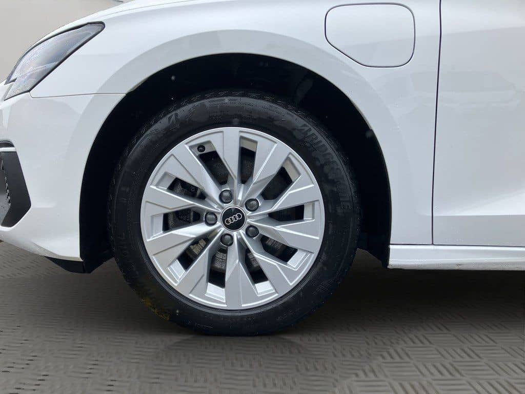 Audi A3 Sportback 40 TFSIe S tronic MMI Navi plus foto 3