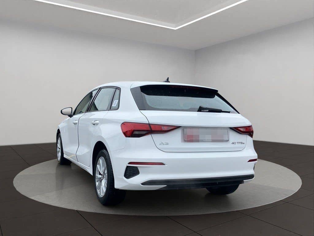 Audi A3 Sportback 40 TFSIe S tronic MMI Navi plus foto 4