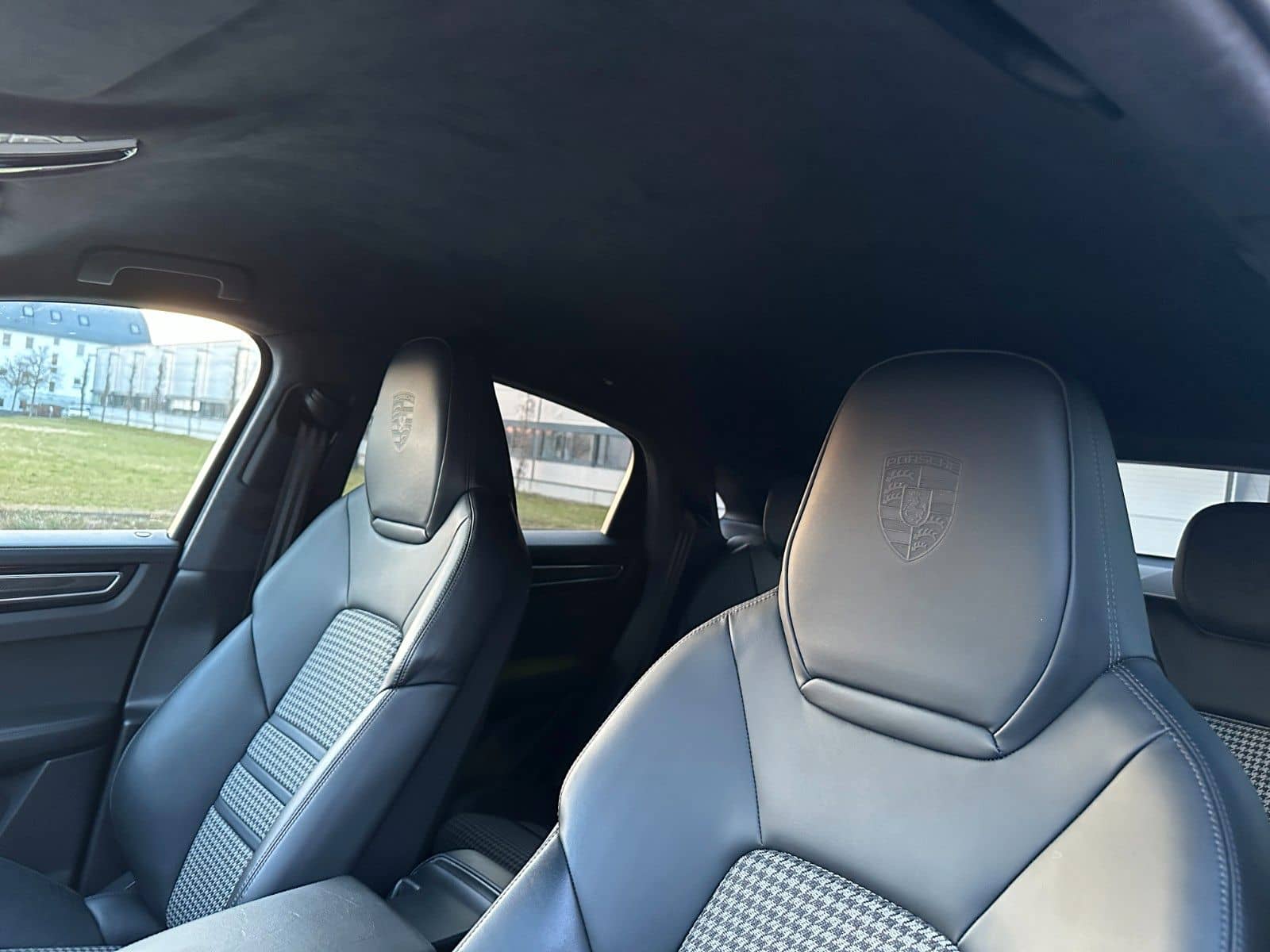 Porsche Coupe E-Hybrid Leichtbau/Carbon/360/22 Zoll..... foto 17