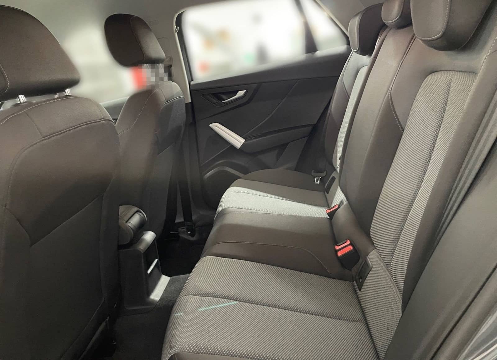 Audi Q2 35 TFSI design *AHK*PARKSENSOR*LED* foto 15