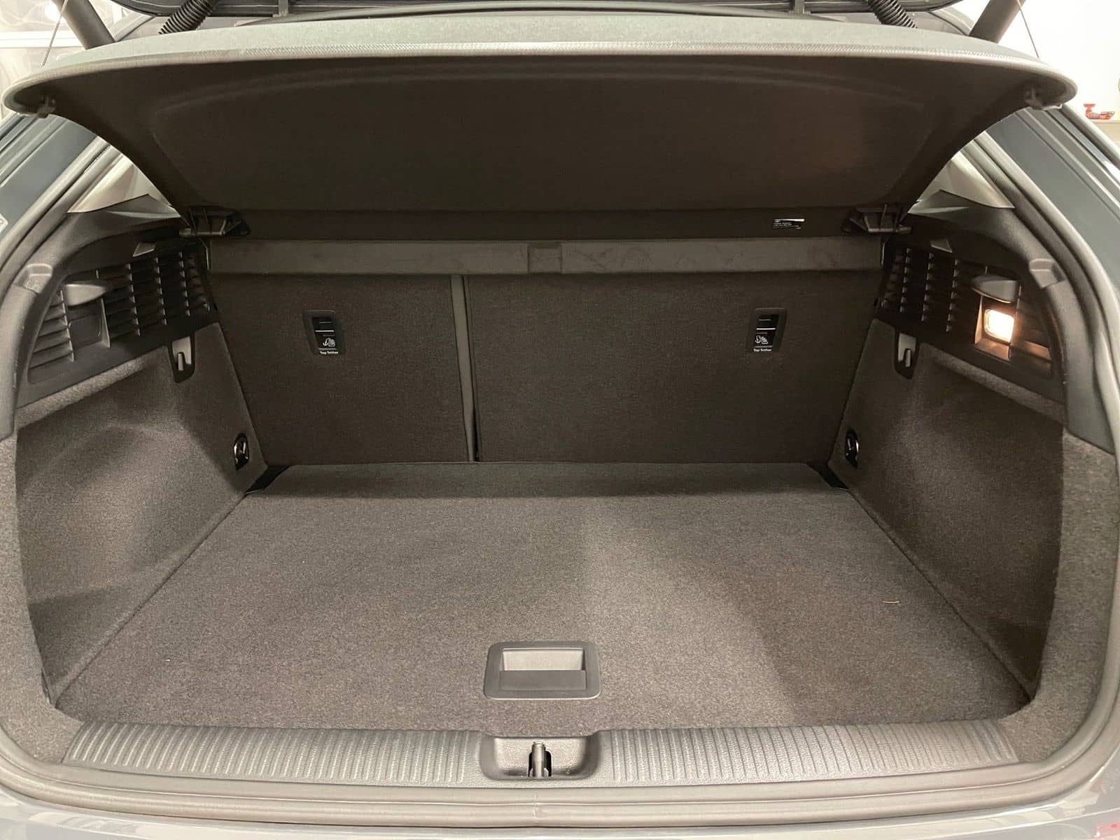 Audi Q2 35 TFSI design *AHK*PARKSENSOR*LED* foto 17