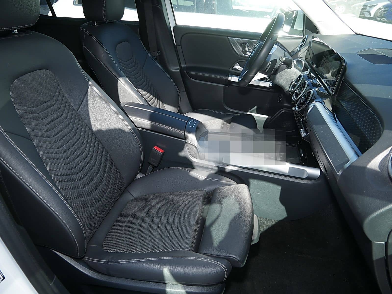 Mercedes-Benz GLB 200 d+PROGRESSIVE+DISTRONIC+AHGK+MEMORY+LED+ foto 6