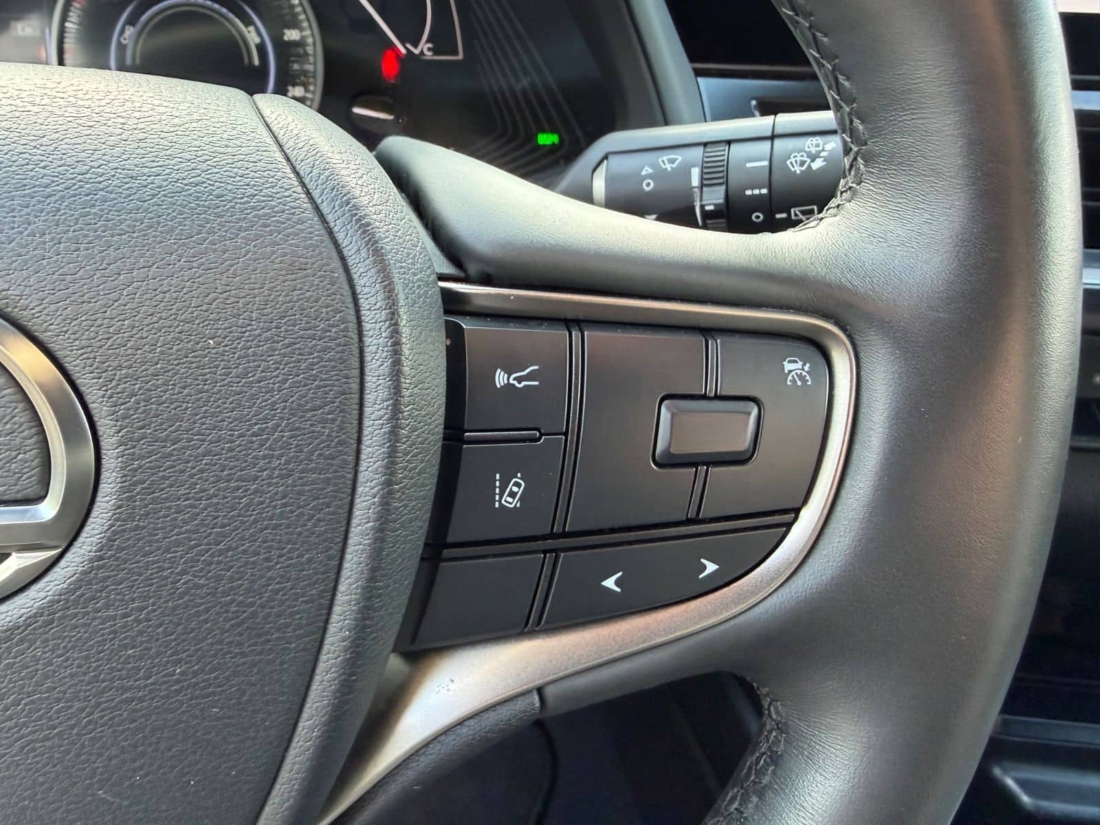 Lexus UX 250 h Style.LED.ACC.Kamera. foto 23