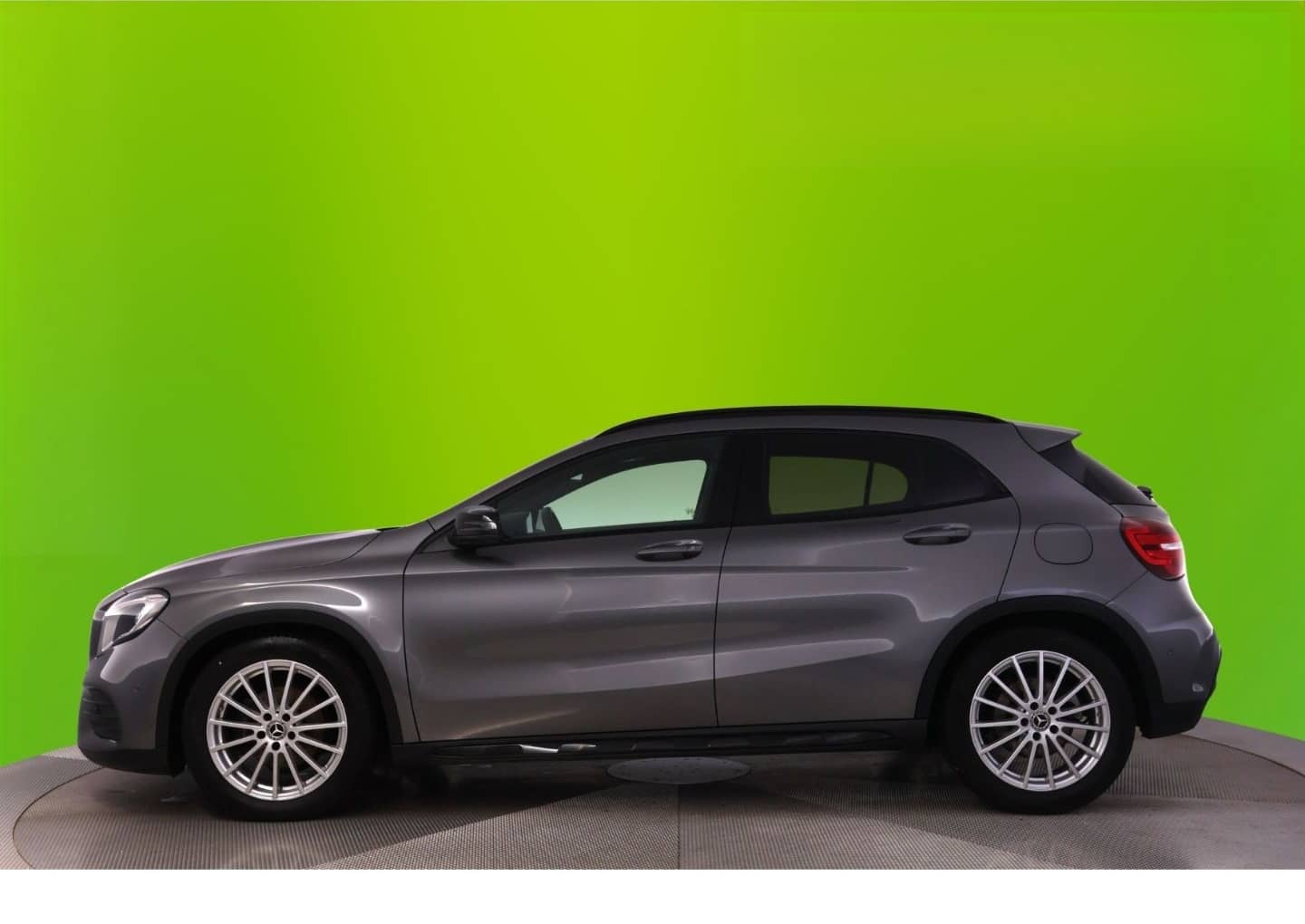 Mercedes-Benz GLA 200 7G-DCT AMG Line+LED+PANO+KAMERA+TEMPO foto 8