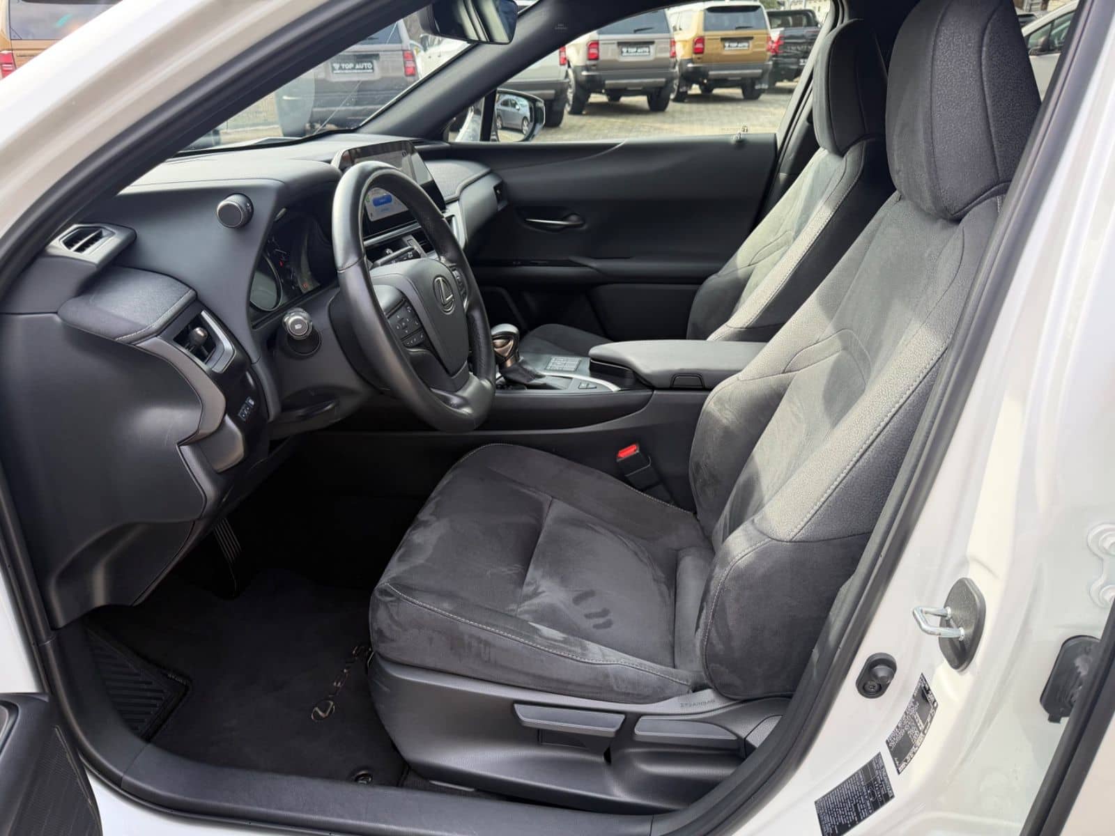 Lexus UX 250 h Style.LED.ACC.Kamera. foto 21