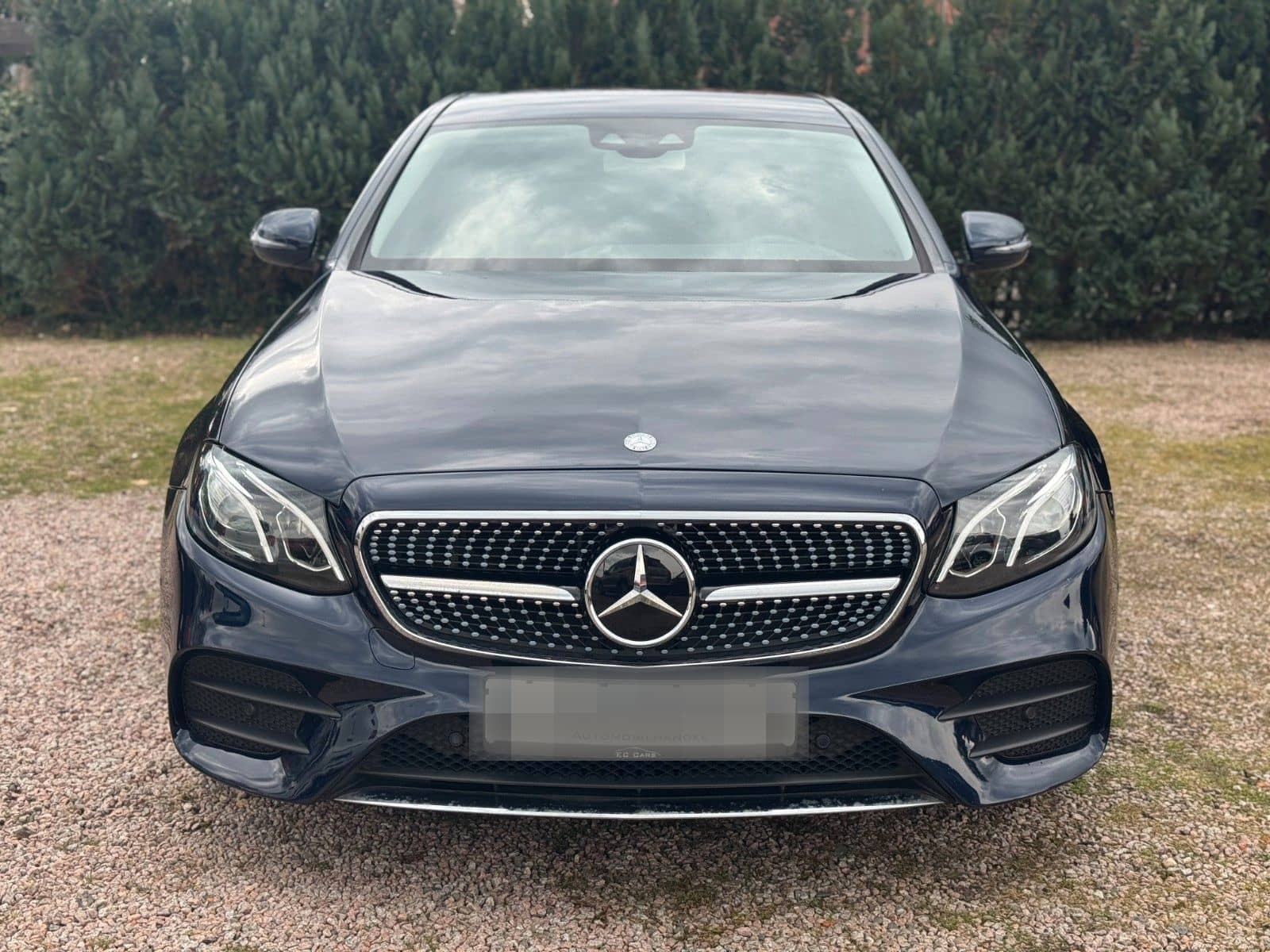 Mercedes-Benz E220d AMG Auto.*NAVI*KAMERA*SITZHZG*PDC* foto 2