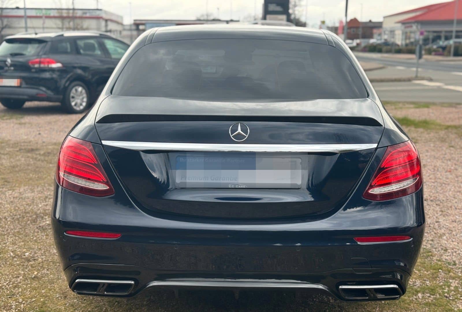 Mercedes-Benz E220d AMG Auto.*NAVI*KAMERA*SITZHZG*PDC* foto 5