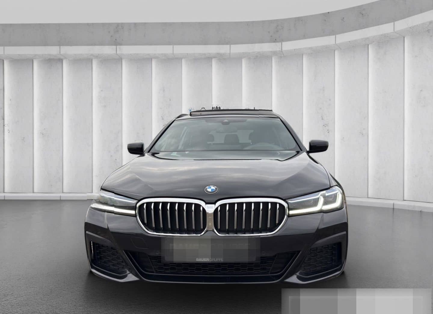 BMW 530 dAT M SPORT LASER HUD PANO KAMERA KEYLESS foto 2