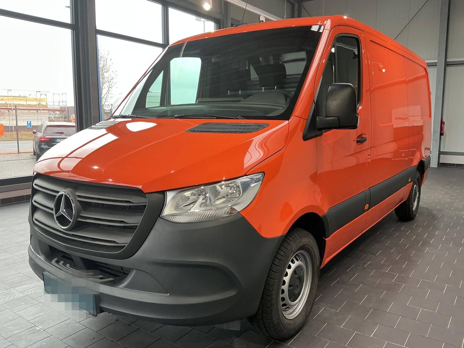 Mercedes-Benz Sprinter 317 L2/H1+AHK2,8to+Kamera+MBUX foto 4