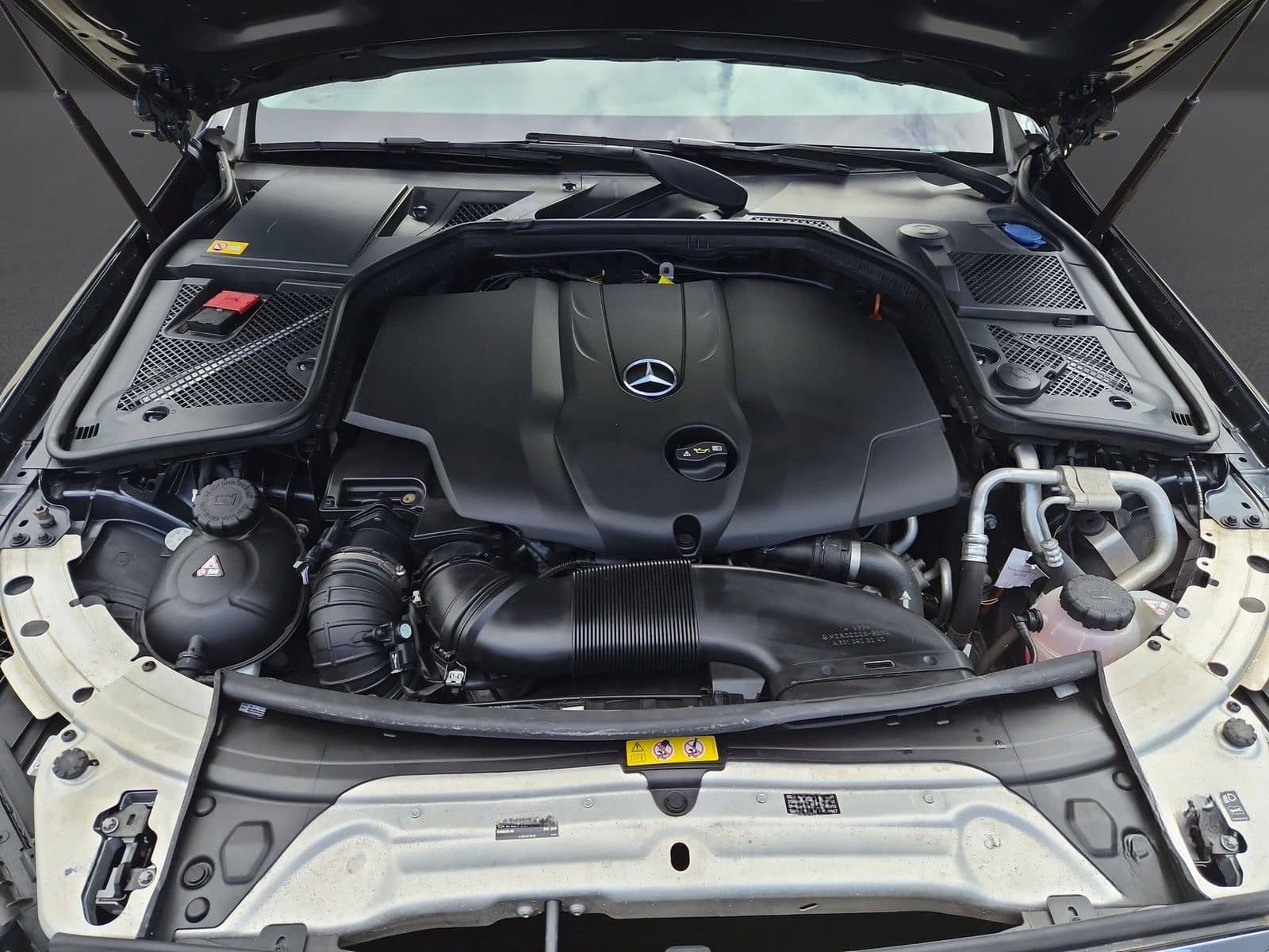 Mercedes-Benz C 220 d Exclusive AHK NAVI Memory Kamera Ambient foto 10