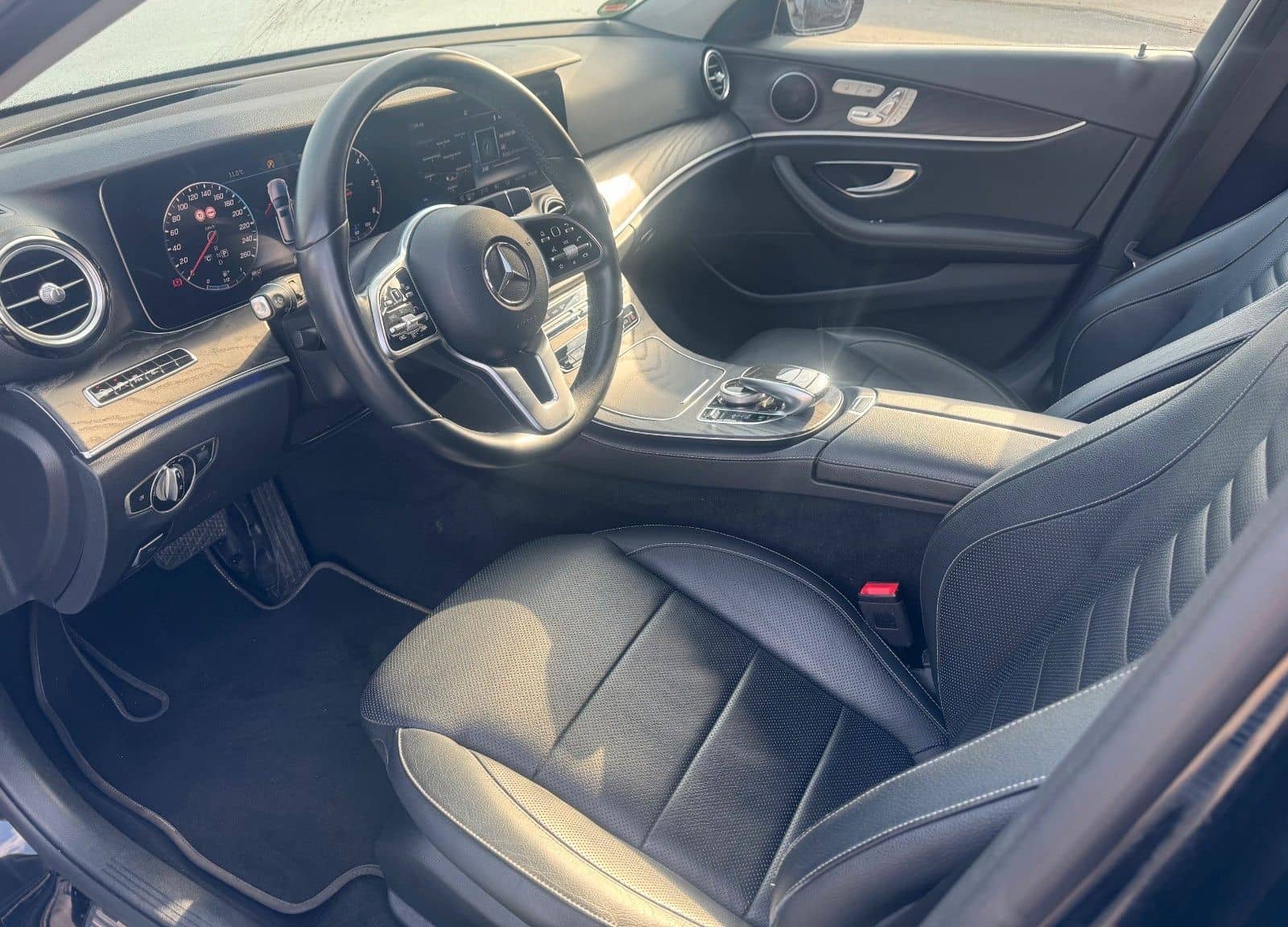 Mercedes-Benz E400d/AMG/4M/HeadUp/Airmatic/Memory/AHK/360//SIB foto 4