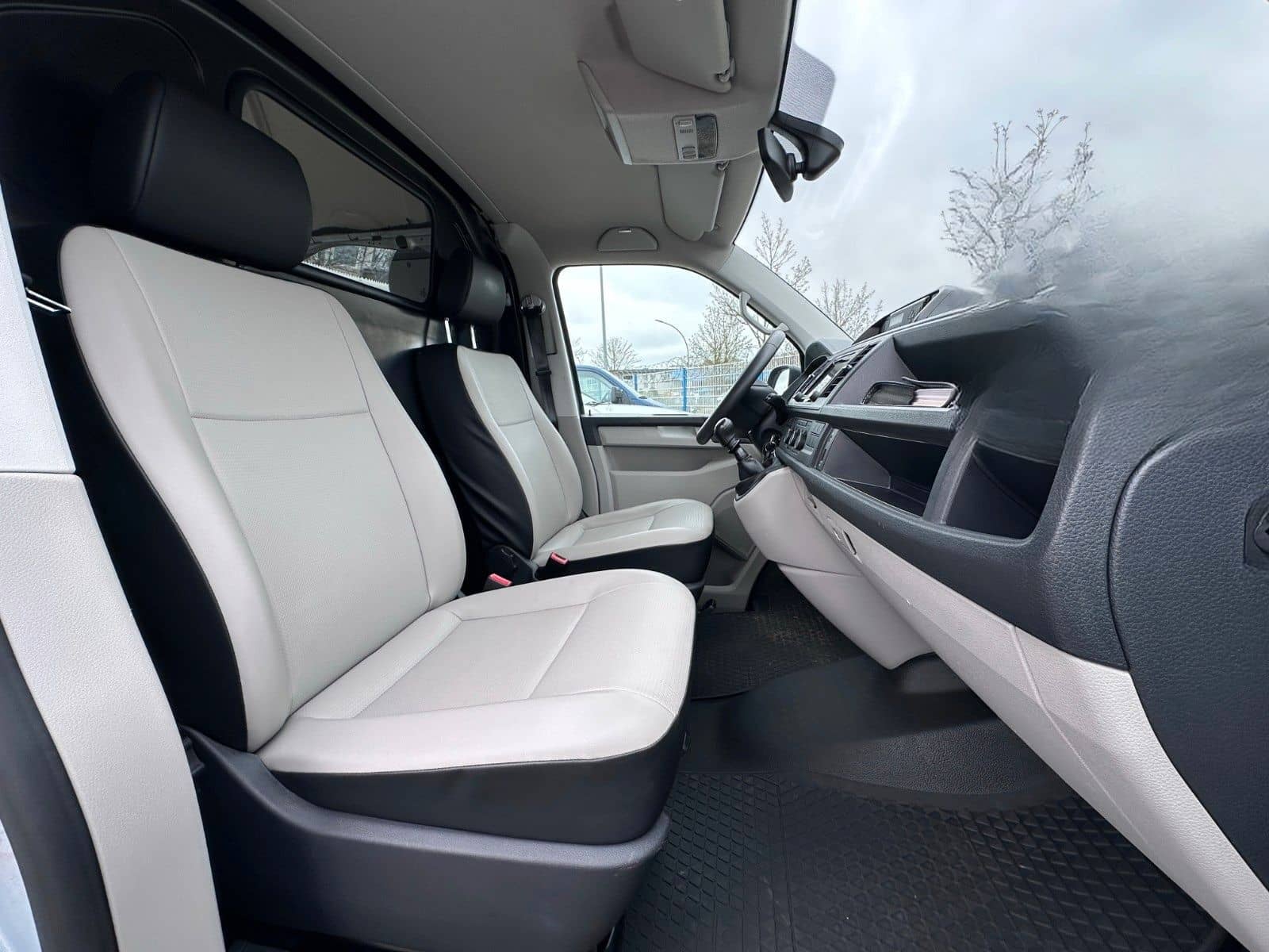 Volkswagen T6 Transporter KA L2H2/ 110kw/ AC/ 2 Sitze/ AHK foto 9