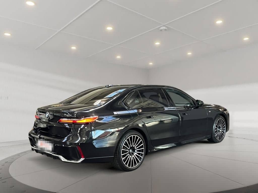 BMW 740 d xDrive Limousine Fahrassist+Pano+Stdhz+360 foto 3