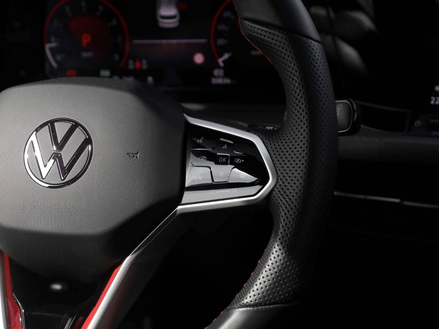 Volkswagen Golf VIII CLUBSPORT 2.0 DSG DCC NAVIPRO KEYLESS foto 13