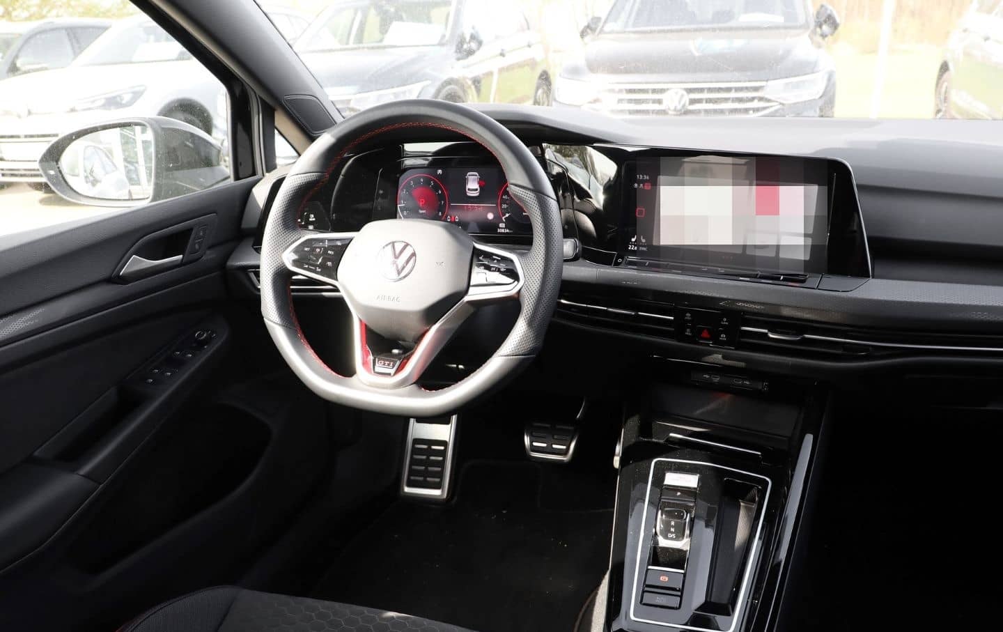 Volkswagen Golf VIII CLUBSPORT 2.0 DSG DCC NAVIPRO KEYLESS foto 5