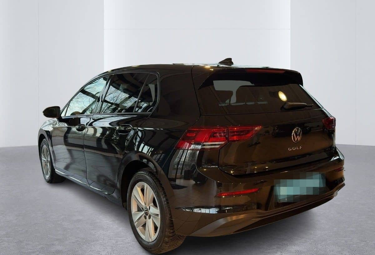 Volkswagen Golf VIII 1.5 TSI Life Ganzjahresreifen Rückfahr foto 3