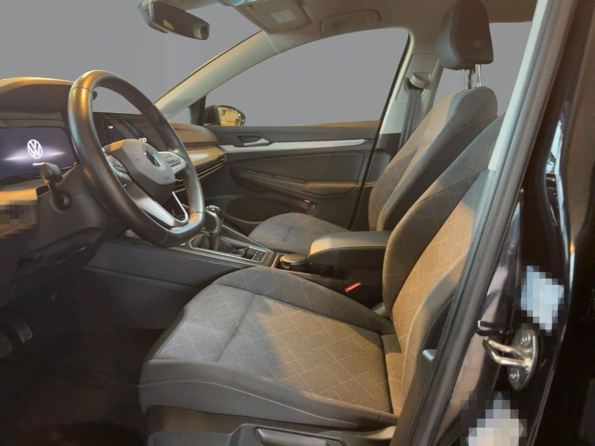 Volkswagen Golf VIII 1.5 TSI Life Ganzjahresreifen Rückfahr foto 9