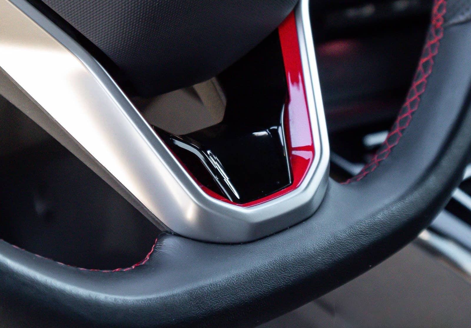 Volkswagen Golf VIII GTI 2.0 TSI AHK LED+ Navi ParkAssist R foto 24