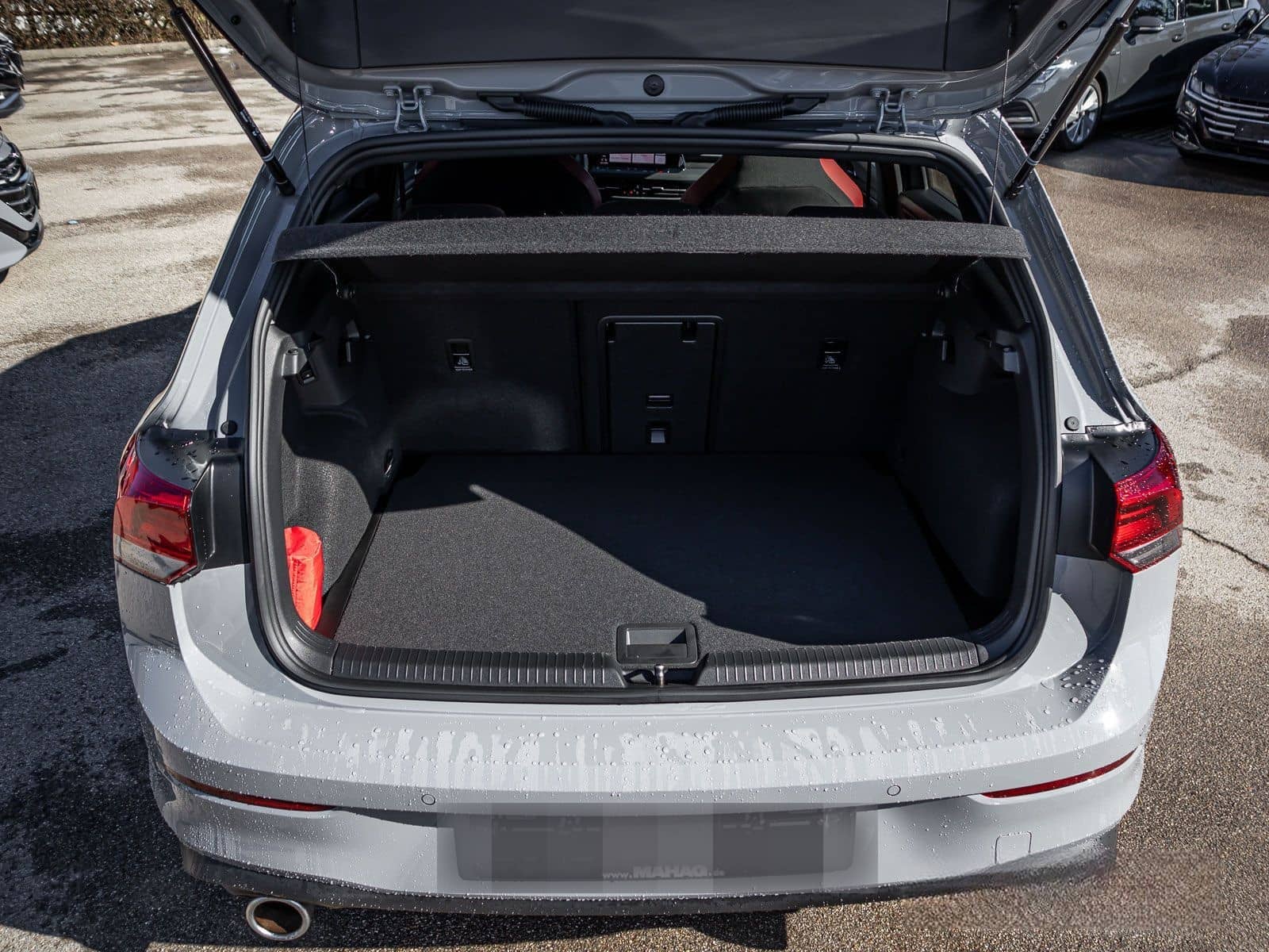 Volkswagen Golf VIII GTI 2.0 TSI AHK LED+ Navi ParkAssist R foto 25