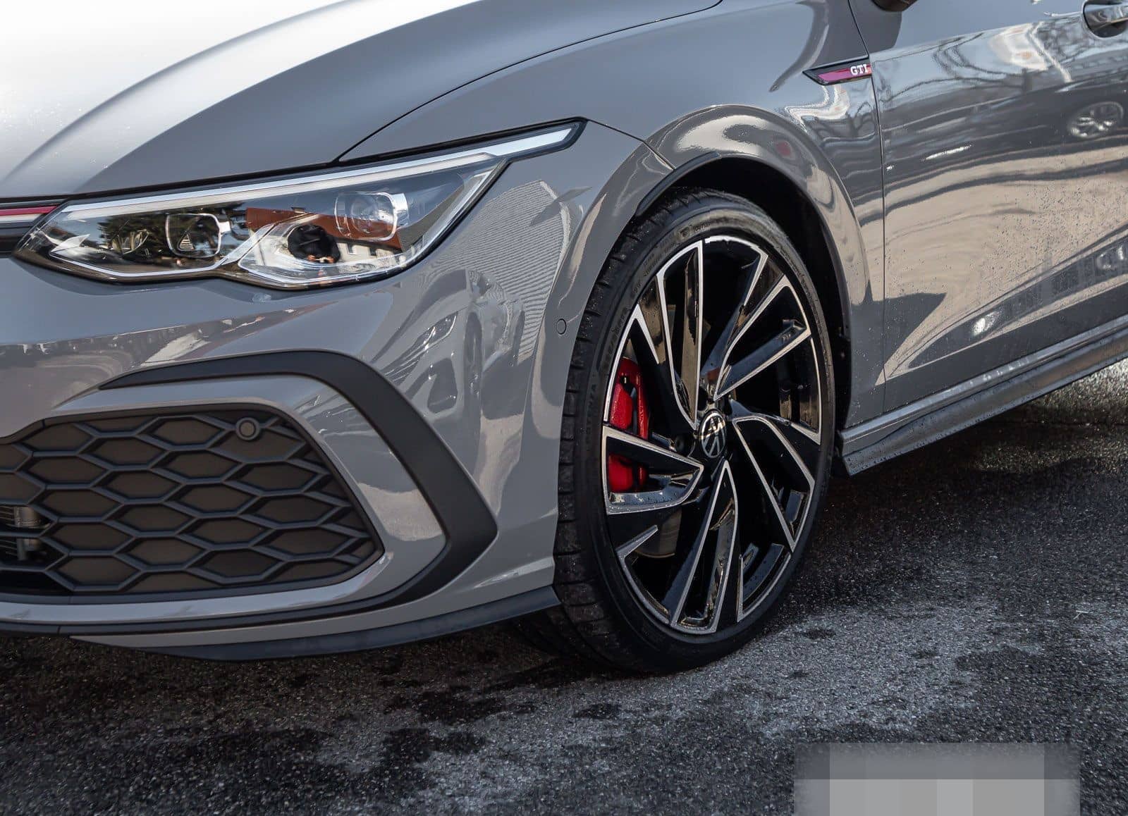 Volkswagen Golf VIII GTI 2.0 TSI AHK LED+ Navi ParkAssist R foto 9