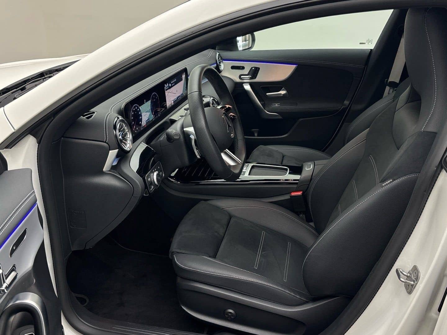 Mercedes-Benz CLA 200 d SB AMG Night Multibeam-LED Kamera AHK foto 13