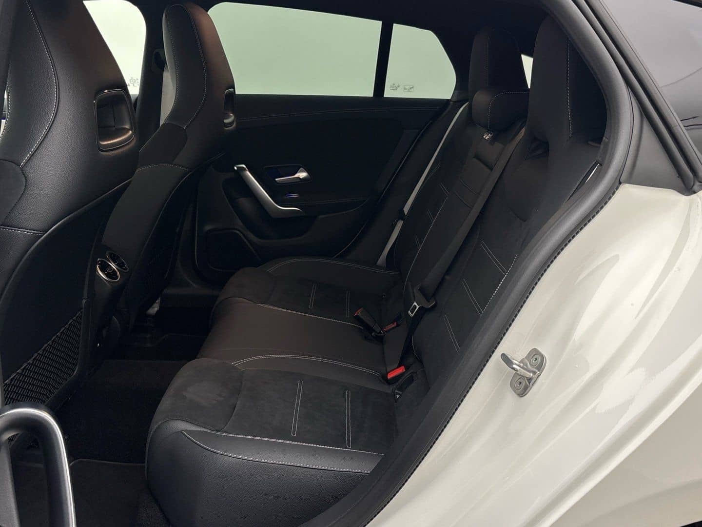 Mercedes-Benz CLA 200 d SB AMG Night Multibeam-LED Kamera AHK foto 15