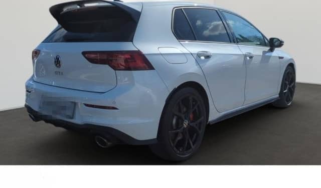 Volkswagen Golf GTI Clubsport BLACK LED PANO NAVI foto 3