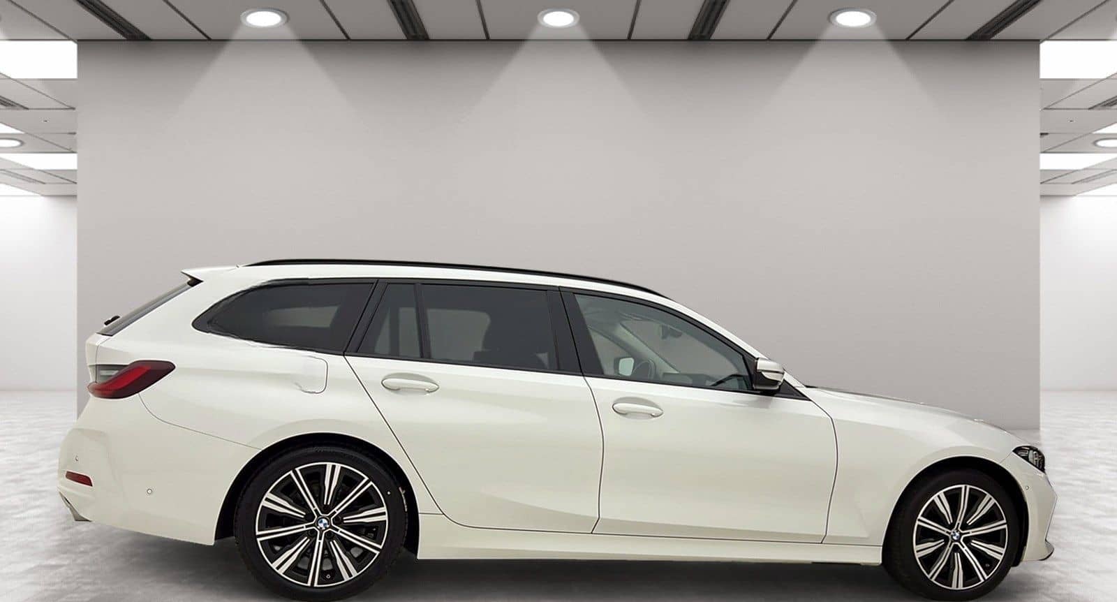 BMW 320d xDrive Touring Harman/K LiveCockpitProf foto 4