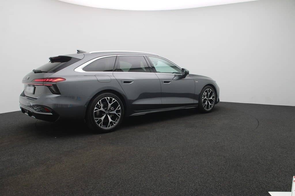 Audi A6 Avant TDI quattro S line Matrix ACC foto 5