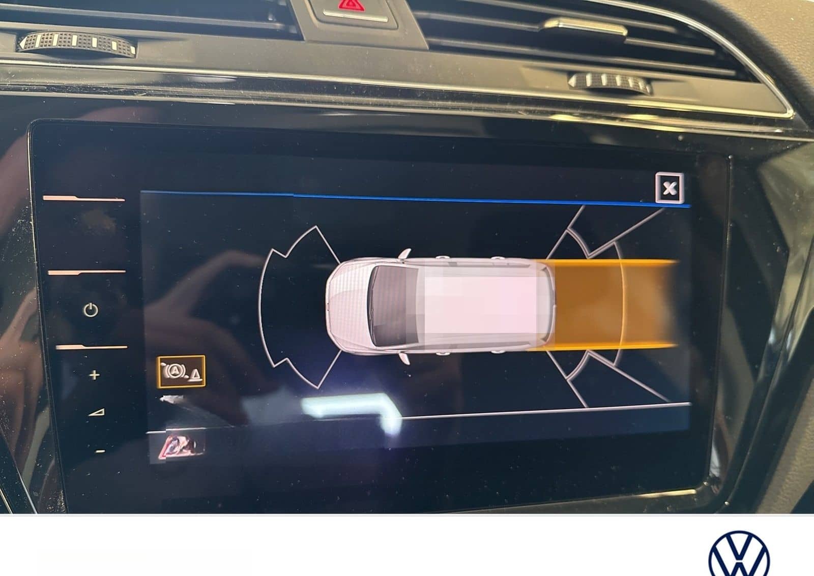 Volkswagen Touran 2.0 HIGHLINE AHK ACC LM17 NAVI CARPLAY foto 16