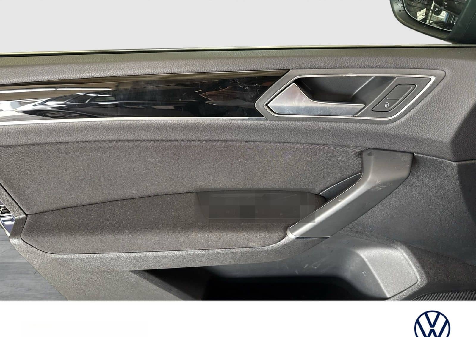 Volkswagen Touran 2.0 HIGHLINE AHK ACC LM17 NAVI CARPLAY foto 20