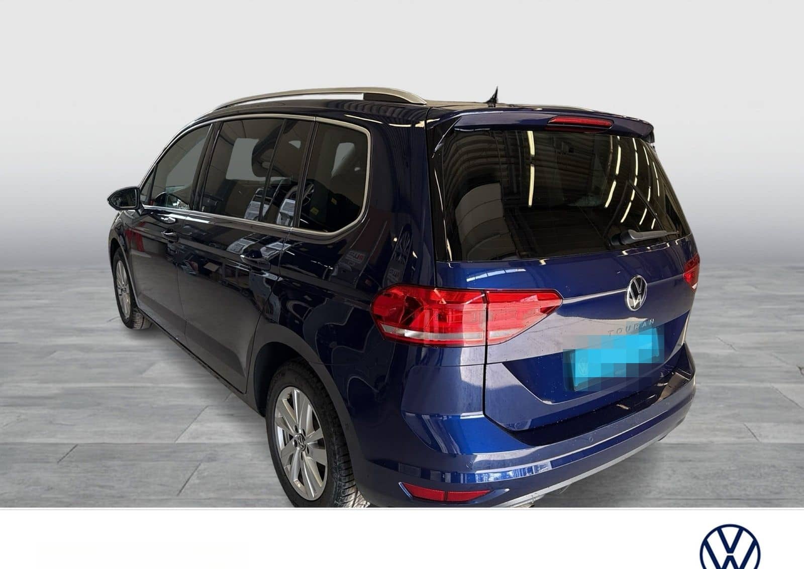 Volkswagen Touran 2.0 HIGHLINE AHK ACC LM17 NAVI CARPLAY foto 4