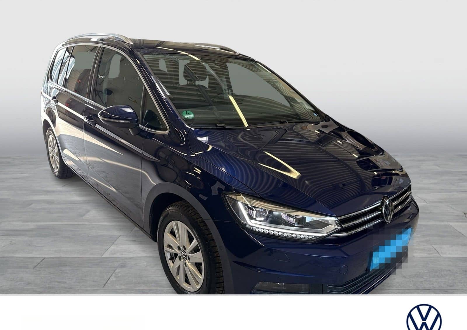 Volkswagen Touran 2.0 HIGHLINE AHK ACC LM17 NAVI CARPLAY foto 6