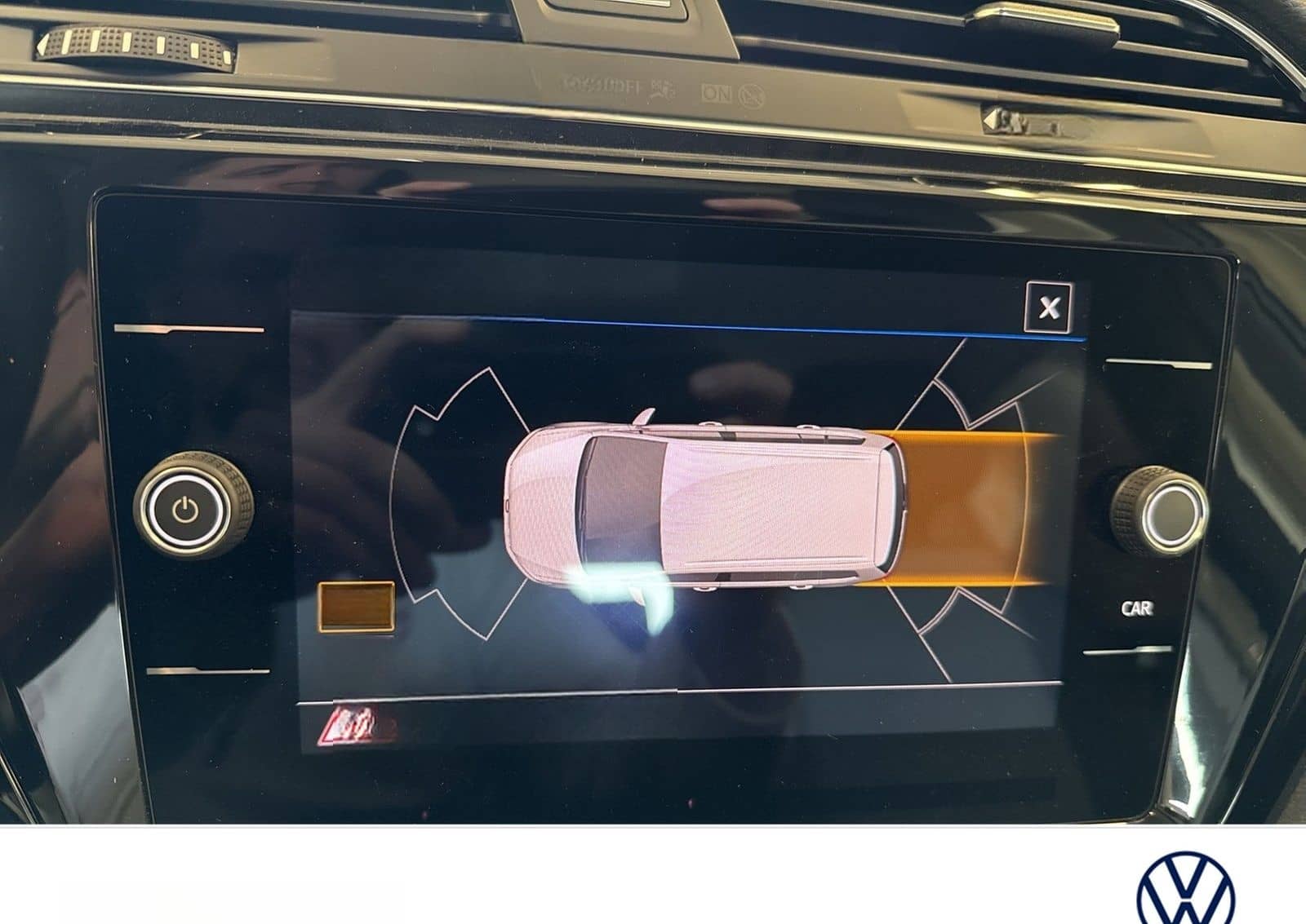 Volkswagen Touran 2.0 HIGHLINE AHK ACC LM17 NAVI LED foto 16