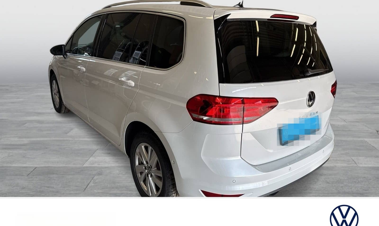 Volkswagen Touran 2.0 HIGHLINE AHK ACC LM17 NAVI LED foto 4