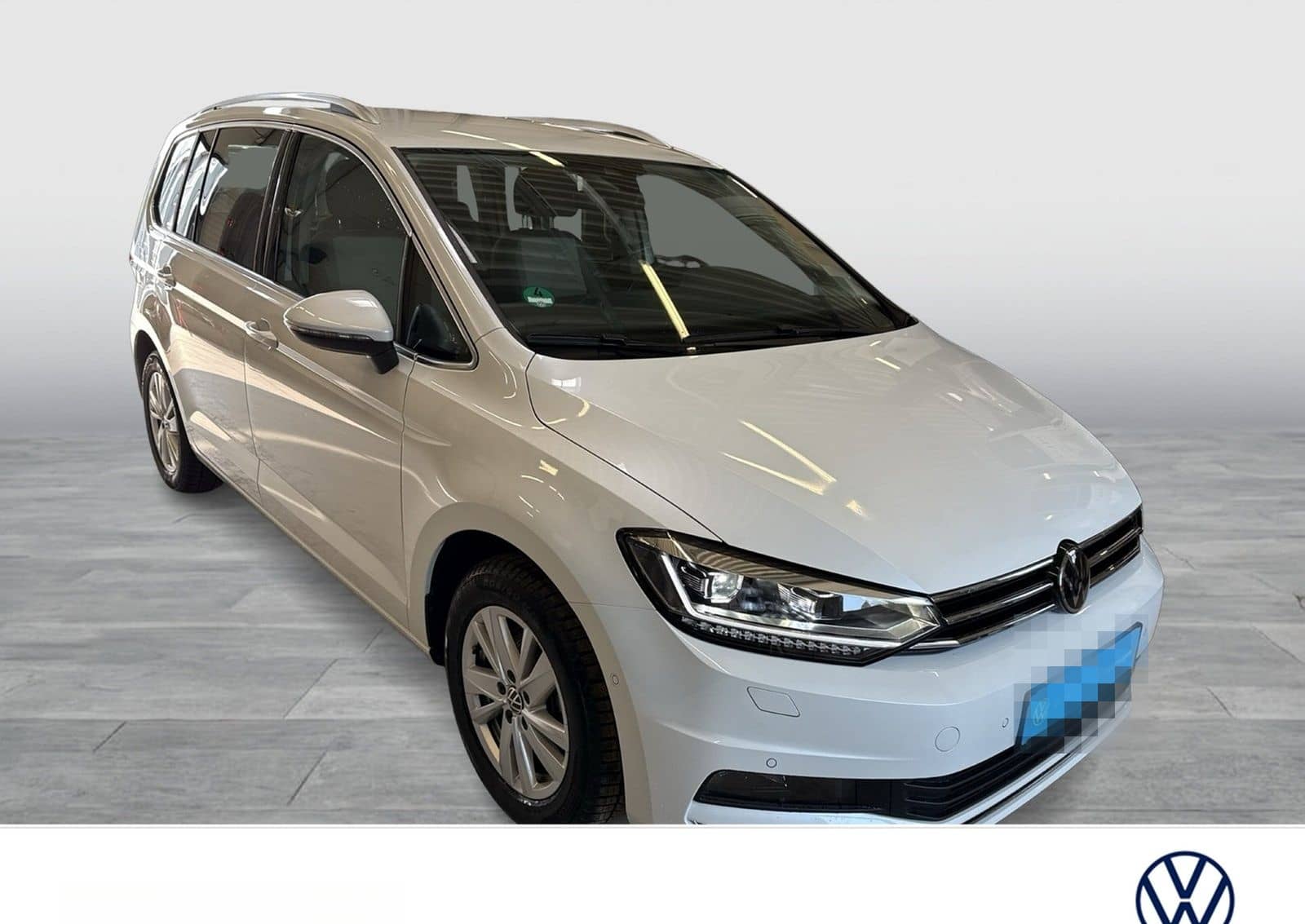 Volkswagen Touran 2.0 HIGHLINE AHK ACC LM17 NAVI LED foto 6