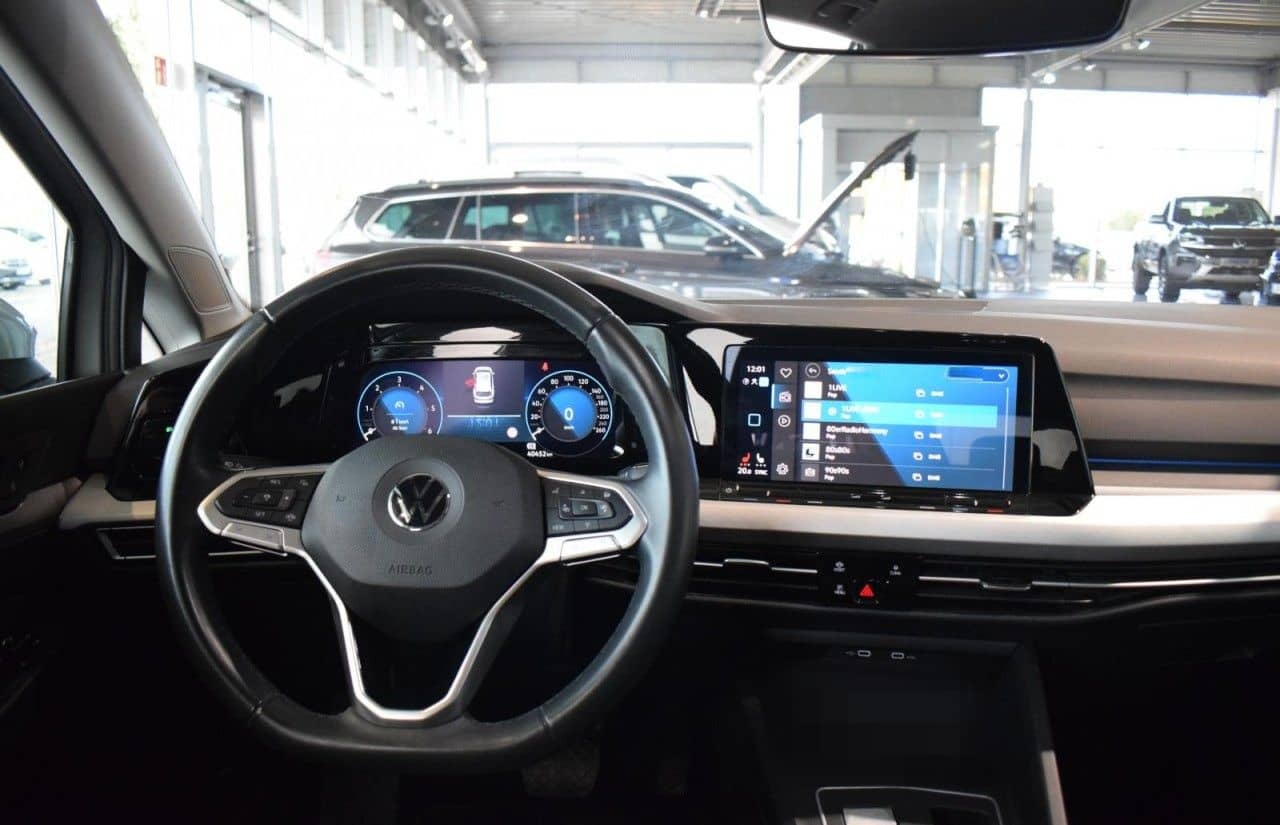 Volkswagen Golf 8 Variant Life 2.0 TDI DSG NAVI PDC AHK foto 10