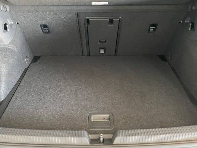 Volkswagen Golf VIII GTI Clubsport 2.0 TSI DSG NAVI+KAMERA foto 16