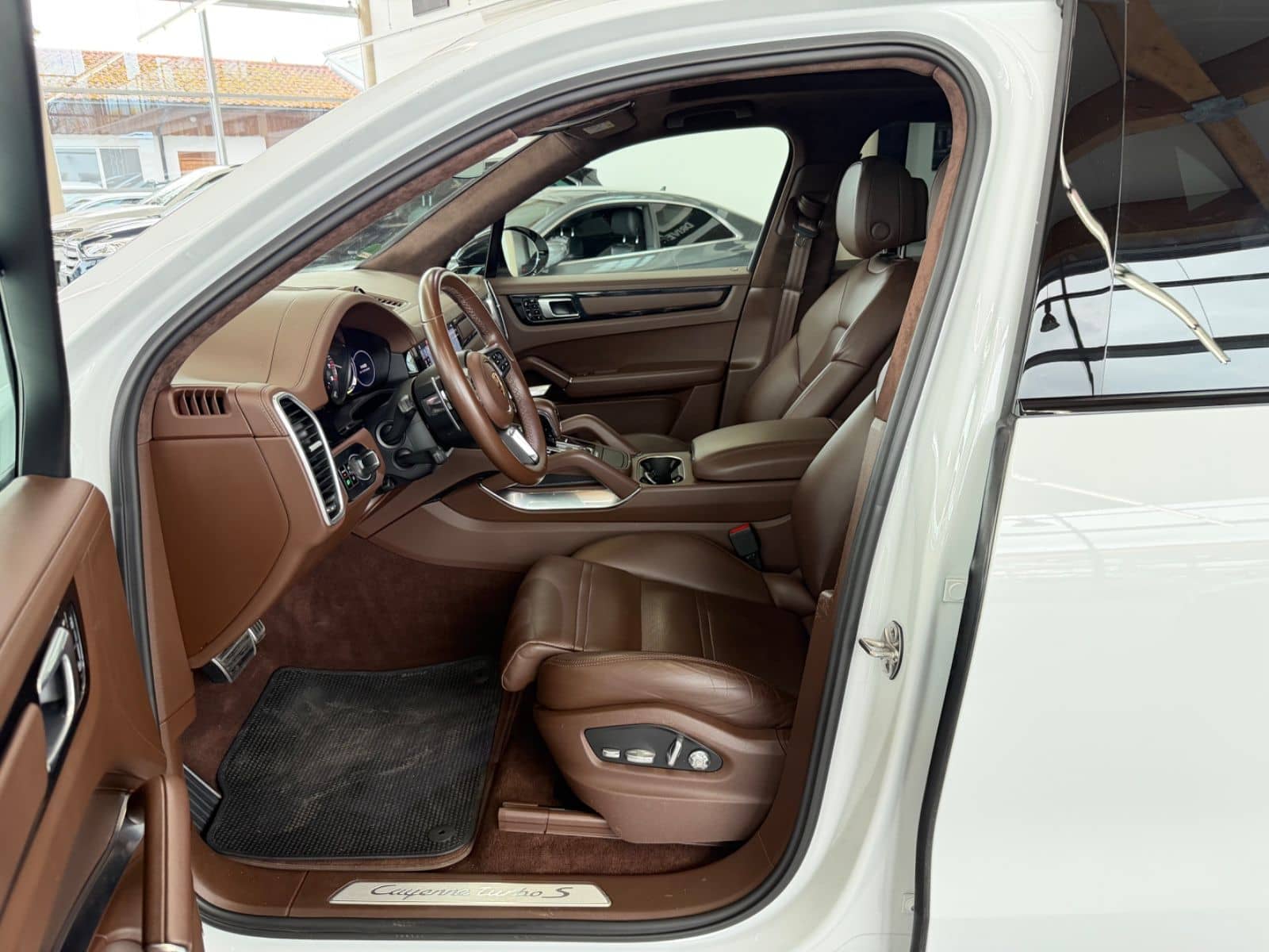 Porsche Cayenne Turbo SE Matrix ACC Pano 360KAM VOLL foto 14