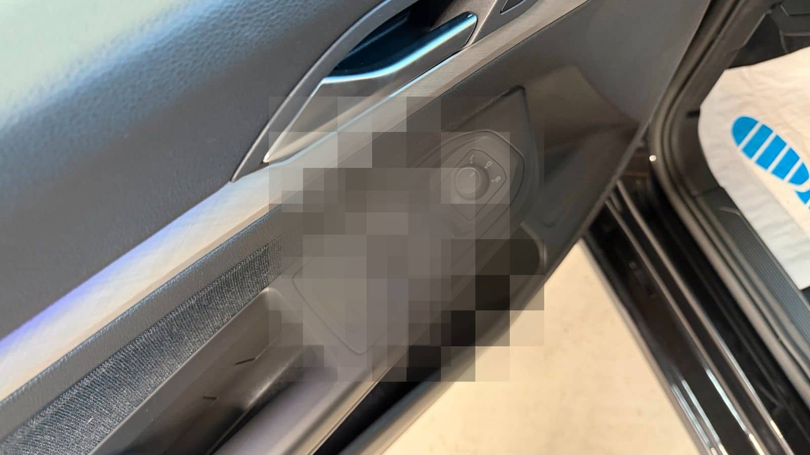 Volkswagen Golf VIII 2.0TDI DSG Var. Life ACC*LANE*KAM*AHK foto 24