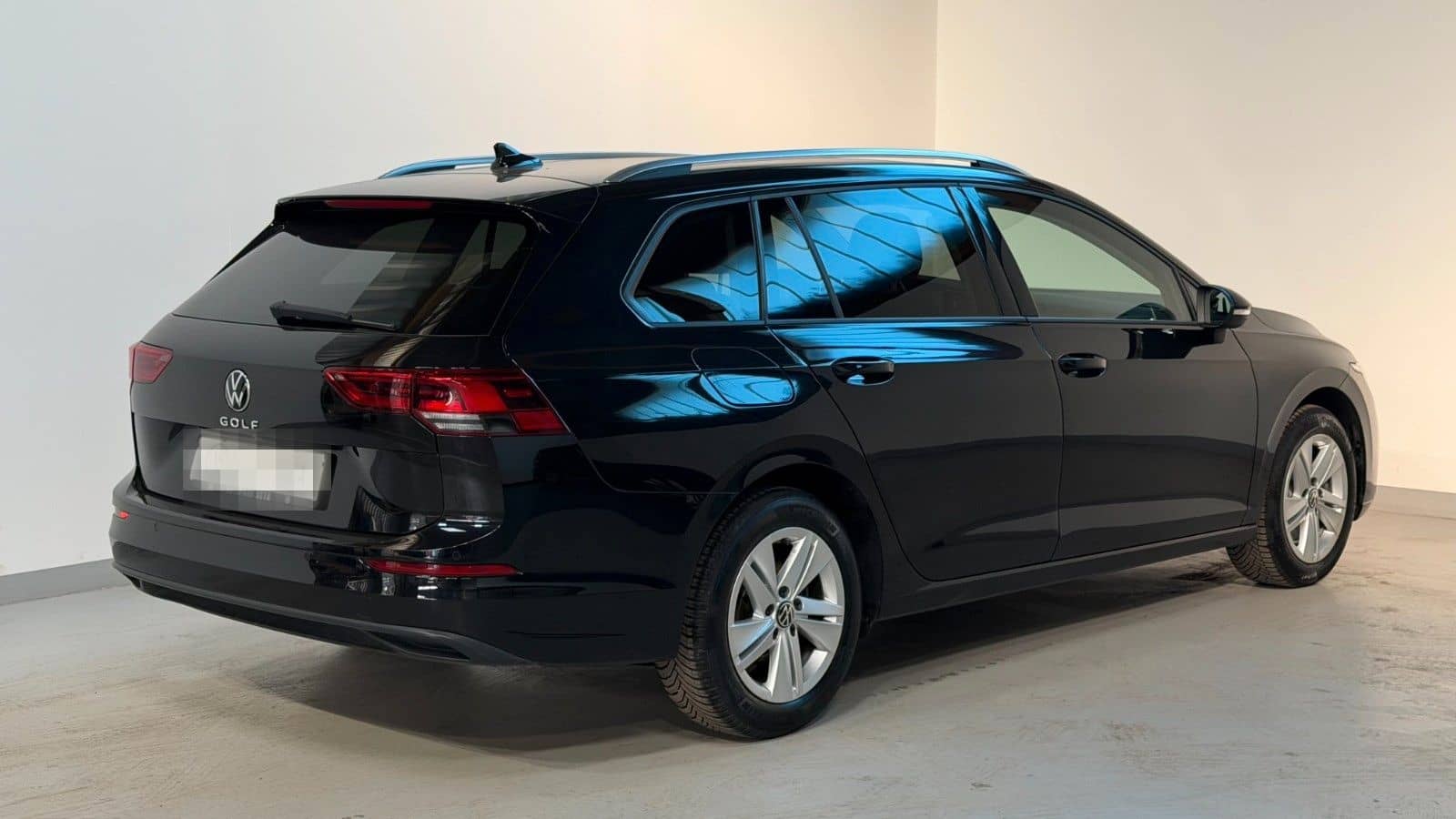 Volkswagen Golf VIII 2.0TDI DSG Var. Life ACC*LANE*KAM*AHK foto 4